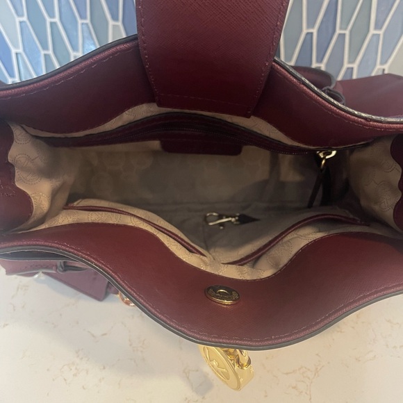 Michael Kors Medium Hamilton Satchel - Picture 7 of 8